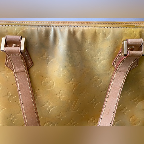 Authentic Louis Vuitton Vernis Houston Shoulder Hand Bag Yellow - Picture 6 of 11